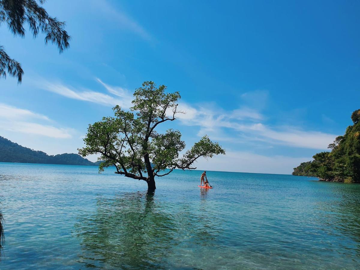 Coral Cove Beachfront Villa - Ко Чанг Экстерьер фото