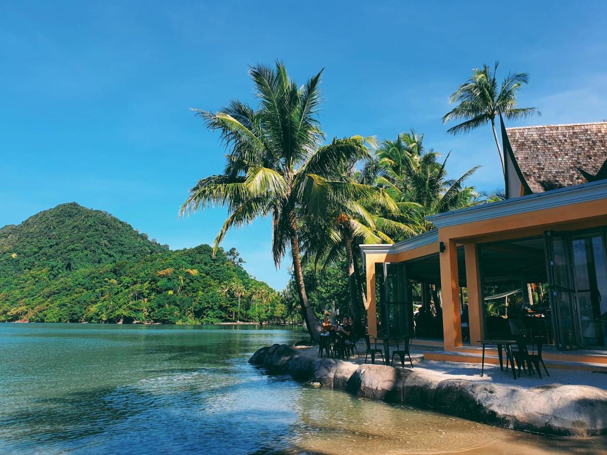 Coral Cove Beachfront Villa - Ко Чанг Экстерьер фото